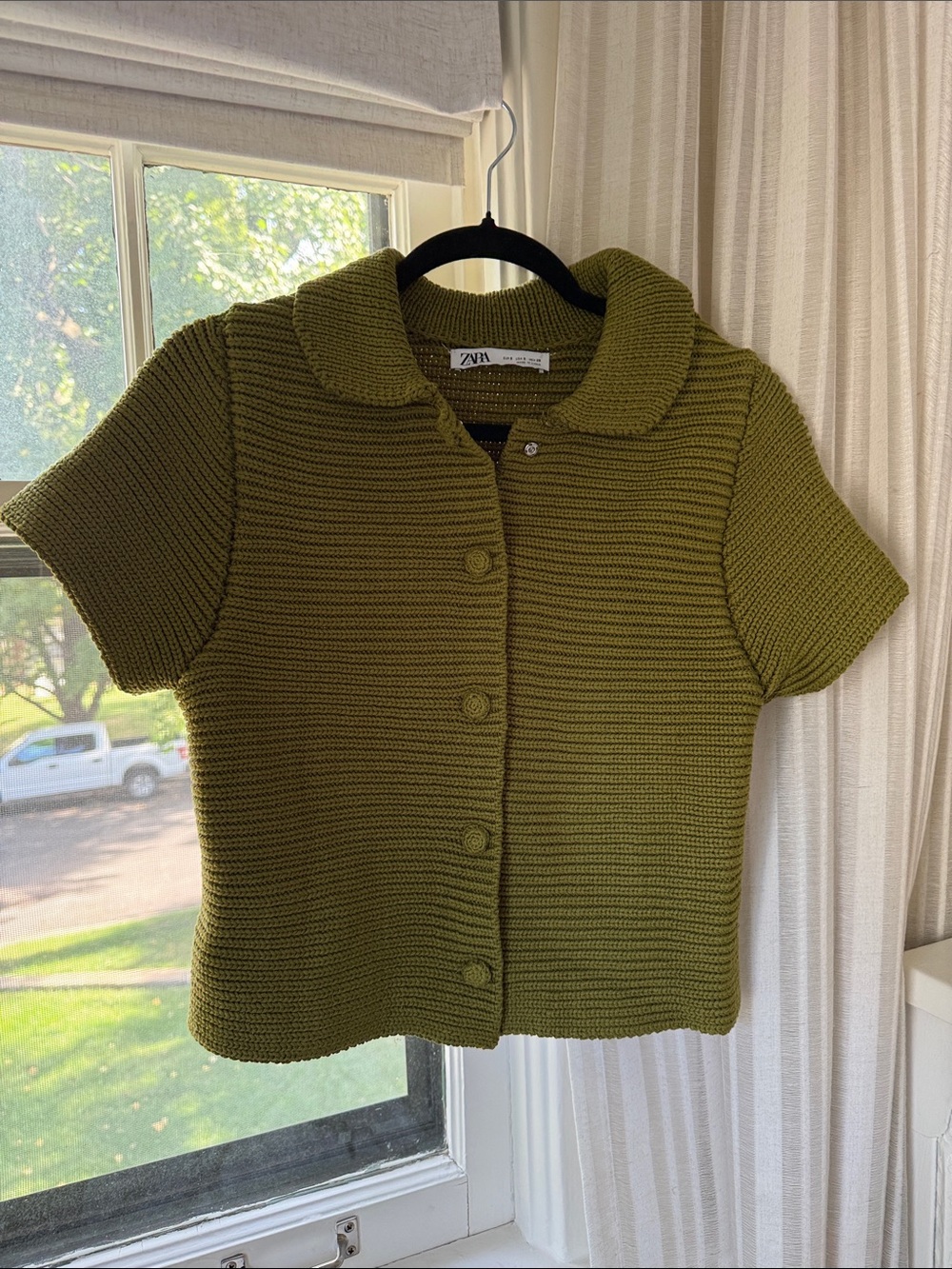 Zara Olive Green Short Sleeve Buttoned Knit Top